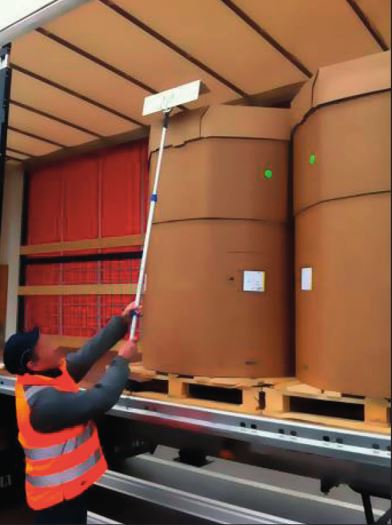 Kij do zdejmowania belek naczepy